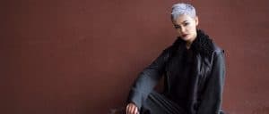 mechas grises para mujer - desancho